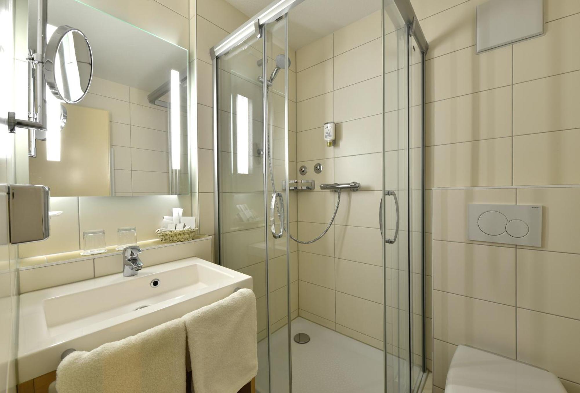 Plaza Inn Leonberg Ngoại thất bức ảnh